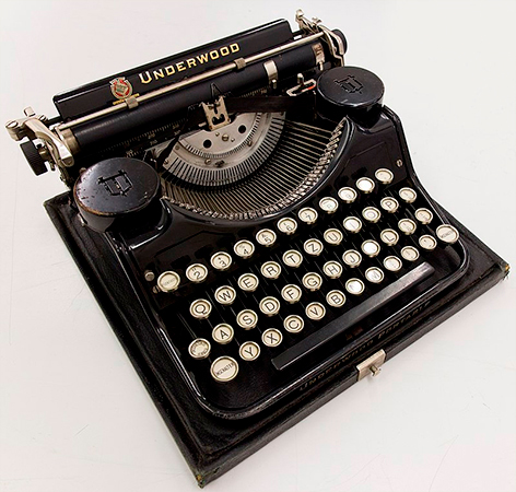 Портативная пишущая машинка Underwood, модель 1919 года
